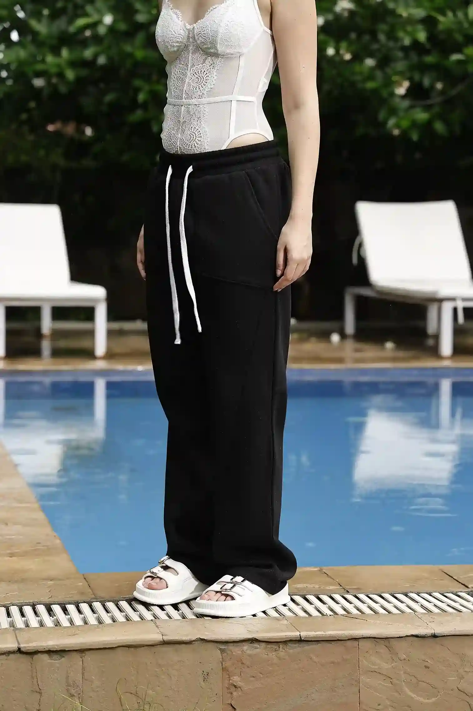 Bombino Sweatpants - Image 8