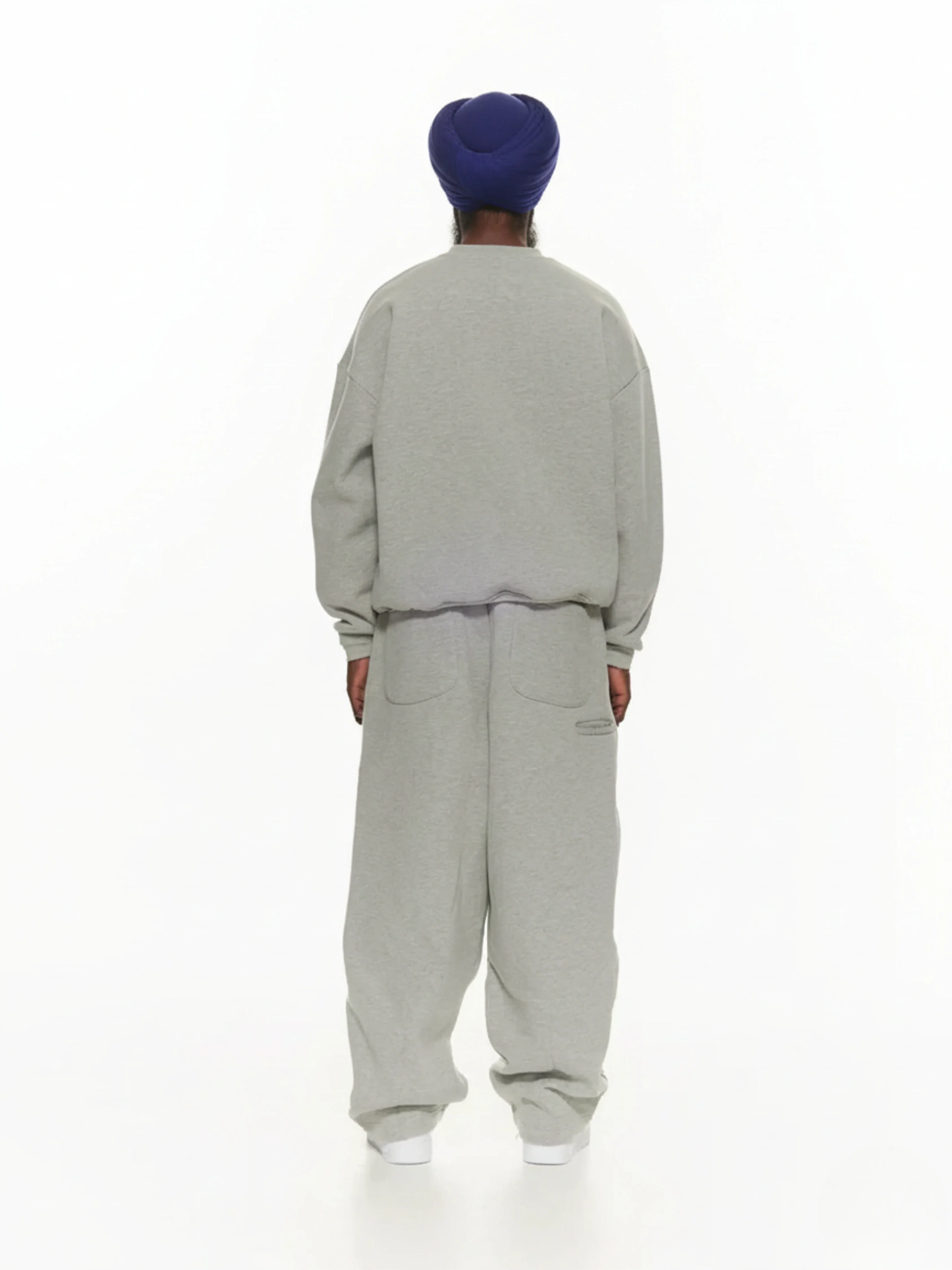 Cozy Sweatshirt and Sweat - Image 19