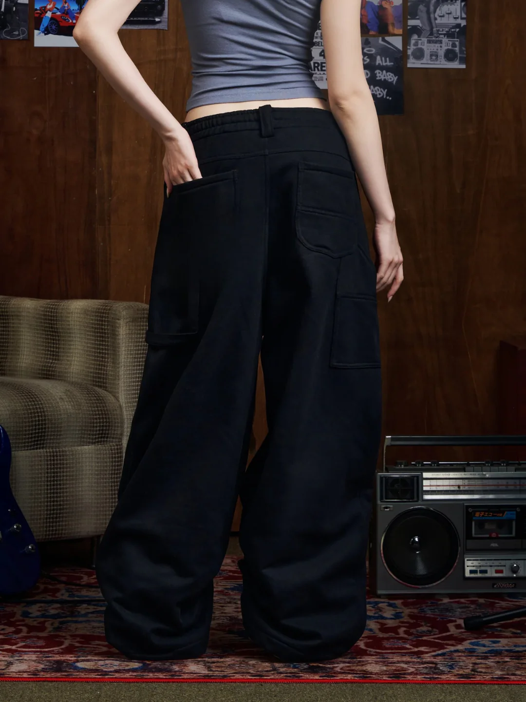 Script Carpenter Sweatpants - Image 10