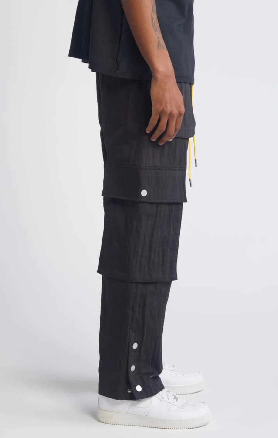 Snap cuff vent cargo - Image 2
