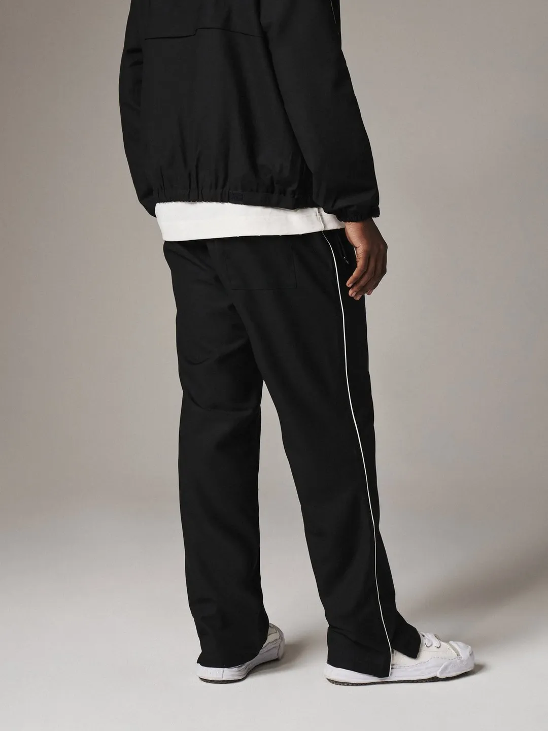 Studio Tracksuit - Image 9