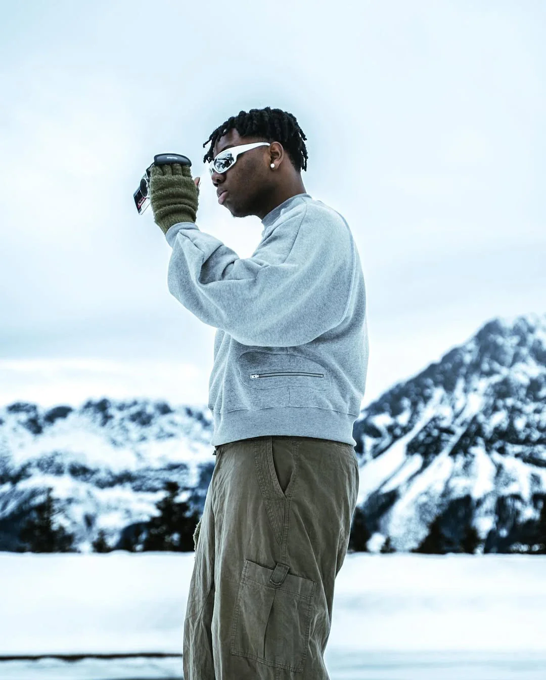 West Sweatshirt - Image 4